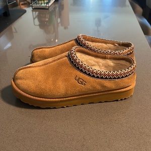 Ugg slippers